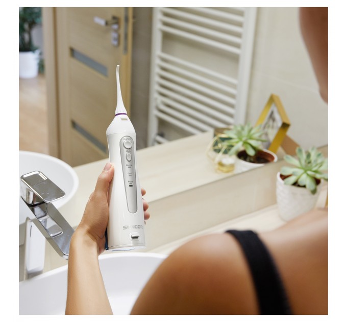 Ирригатор Sencor портативний, чаша 150 мл, Li-ion аккум. в компл., чехол, 10 насадок, белый