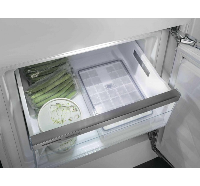 Холодильник Liebherr вбудований SBS, 177x111.8х54.6, холод.відд.-291л, мороз.відд.-209л, 2дв., F, NF, диспл внутр., білий