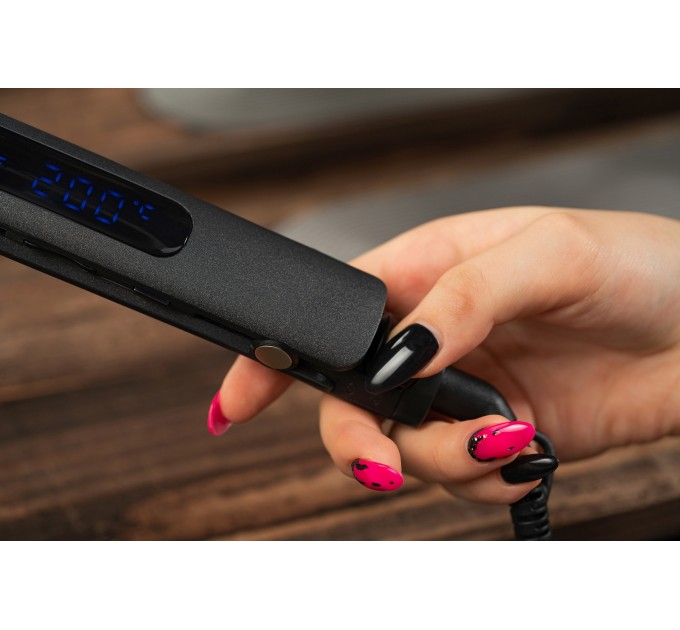 Выпрямитель ARDESTO HS-615D, 50Вт, 110-230C, дисплей, керамика, черный