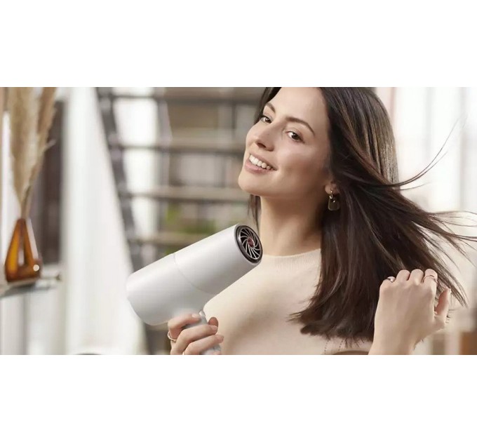 Фен Philips 5000 Series, 2100Вт, 3 режими, іонізація, хол. обдув, білий