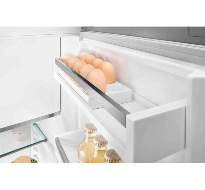 Холодильник Liebherr встраиваемый с нижн. мороз., 193.8x55.9х54.6, холод.отд.-215л, мороз.отд.-70л, 2дв., D, NF, диспл внутр., белый