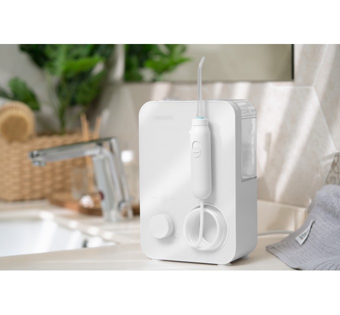 Ирригатор ARDESTO стационарный, чаша 600 мл, от сети , 7 насадок, белый