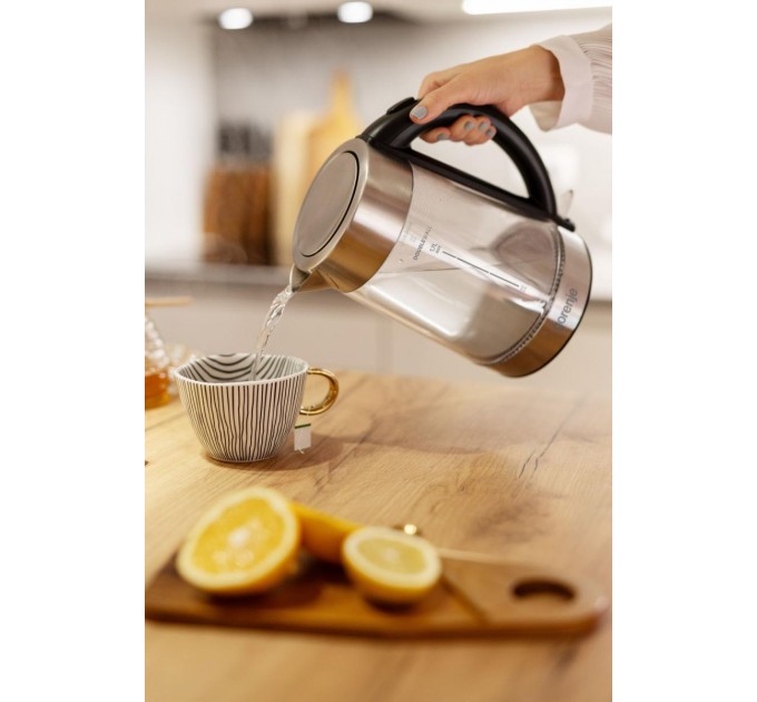 Электрочайник Gorenje 1.7л, 2,200 Вт, strix контроль, стекло, нерж