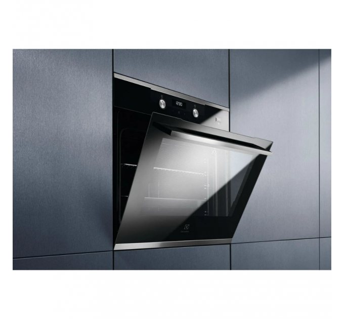 Духовой шкаф Electrolux электрический, 72л, A, пар, дисплей, конвекция, телескопические направляющие, черный