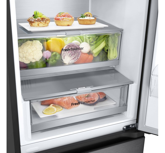 Холодильник LG с нижн. мороз., 203x60х68, холод.отд.-277л, мороз.отд.-110л, 2дв., E, NF, инв., диспл внешн., Fresh Сonverter, Metal Fresh, черный