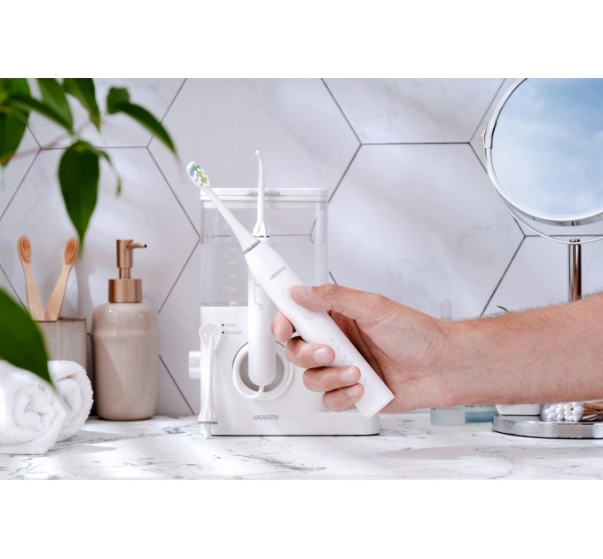 Ирригатор ARDESTO стационарный+электрическая зубная щётка, чаша 600 мл, от сети , 3 насадки, белый