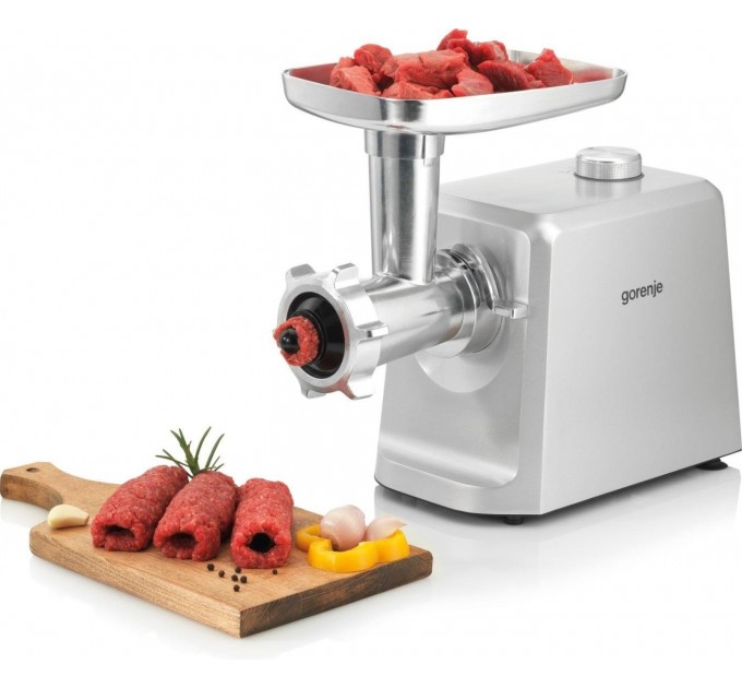 М'ясорубка Gorenje, 2500Вт, 2.4кг/хв, 3 решітки, насадка для ковбас, кеббе, томатів, 3 терки, пластик/метал, білий