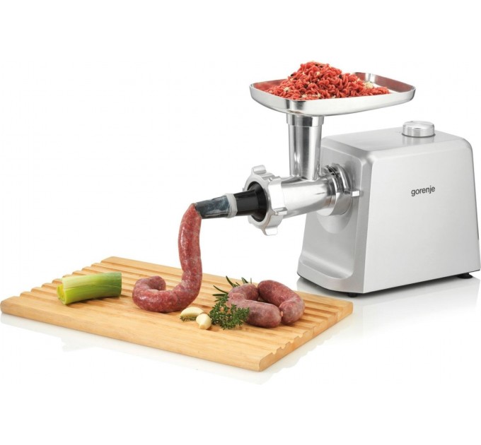 М'ясорубка Gorenje, 2500Вт, 2.4кг/хв, 3 решітки, насадка для ковбас, кеббе, томатів, 3 терки, пластик/метал, білий
