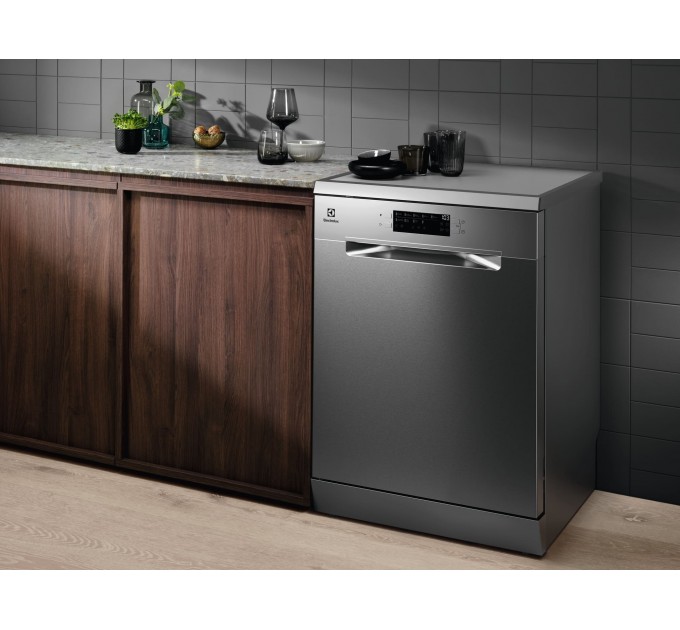 Посудомоечная машина Electrolux, 14компл., D, 60см, дисплей, инвертор, 3я корзина, нерж