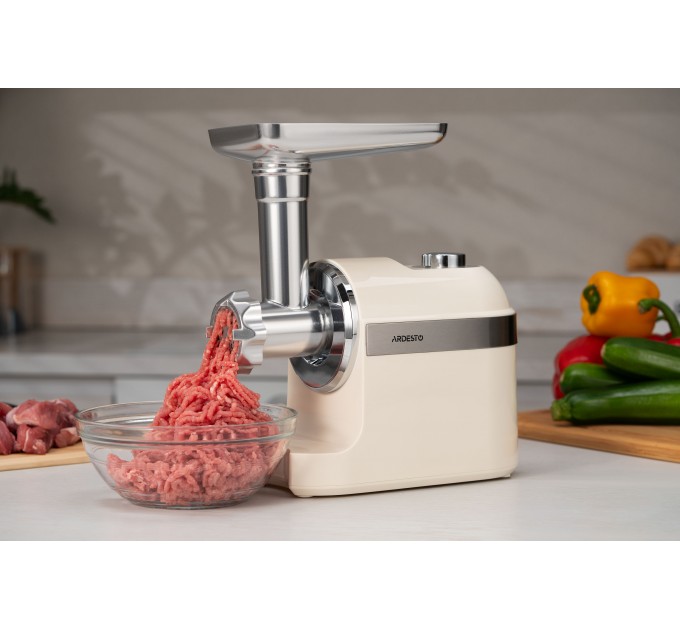 Мясорубка ARDESTO, 1800Вт, 2кг/мин, 3 решетки, насадка для колбас, кеббе,пластик, бежево-серебристый