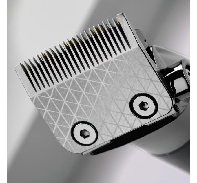 Машинка для стрижки Babyliss Super-X Metal Series, акум., насадок-12, быстрая заряд, сумка для хранения, сталь с графитовим покрытием, чорно-серебр.