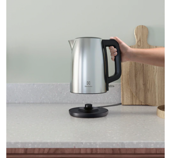 Електрочайник Electrolux 1.7л, Strix, метал, нерж. сталь