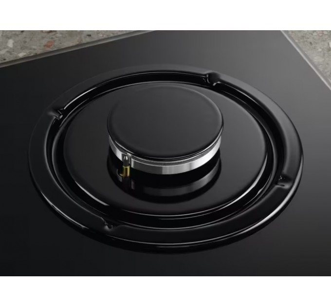 Варочная поверхность Electrolux газ на стекле, 60см, чугун, черный