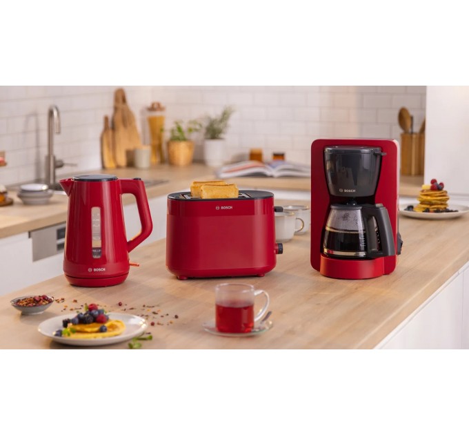 Электрочайник Bosch 1.7л, пластик, красно-черный
