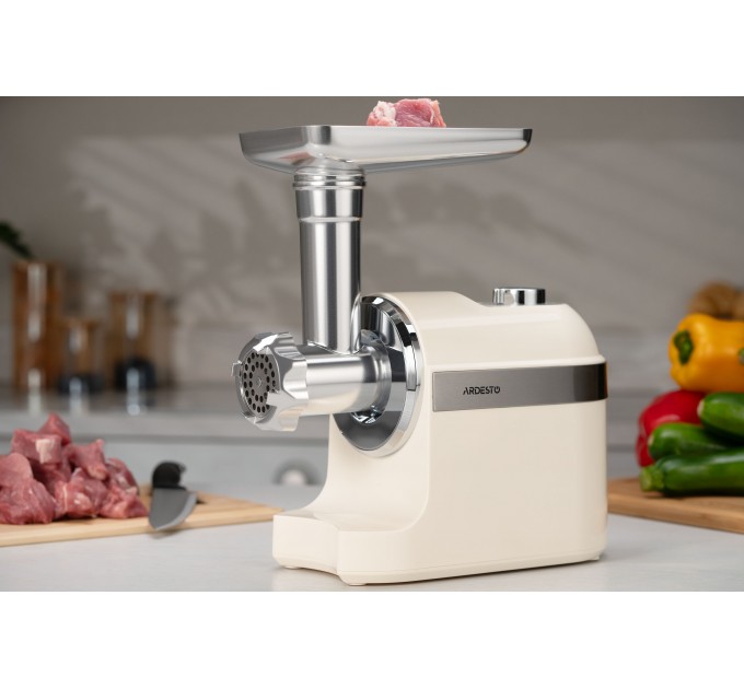 Мясорубка ARDESTO, 1800Вт, 2кг/мин, 3 решетки, насадка для колбас, кеббе,пластик, бежево-серебристый