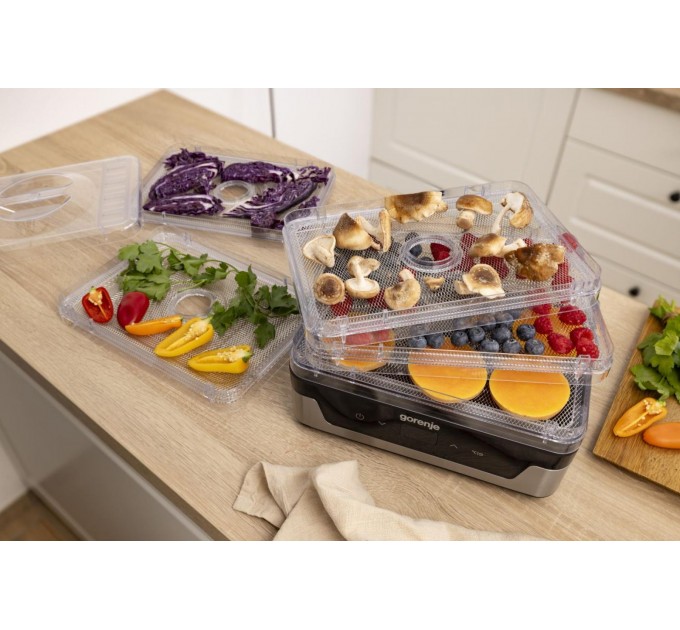 Сушка для продуктов Gorenje 240Вт, поддонов - 5x2.8см, диаметр - 29см, макс - 75°С, электр.упр., белый