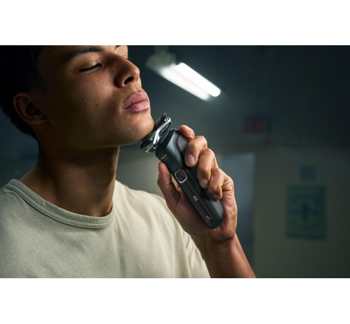 Бритва електр. Philips Series 5000 роторная, 9Вт, бритв.головок-3, Li-Ion, сух.+влажн., триммер, черно-зеленый