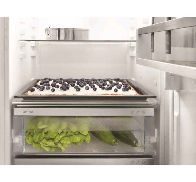 Холодильник Liebherr встраиваемый с нижн. мороз., 177x54.1х54.5, холод.отд.-182л, мороз.отд.-80л, 2дв., E, ST, диспл внутр., белый