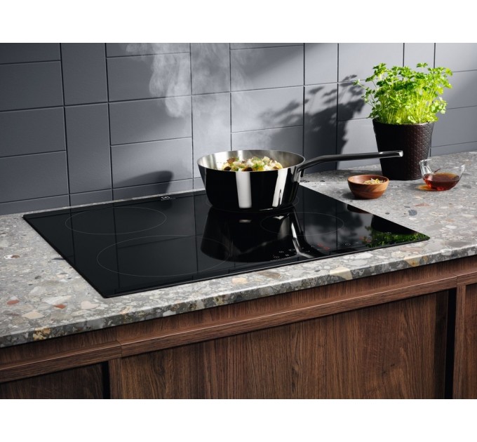 Варильна поверхня Electrolux індукційна, 60см, Hob2Hood, чорний