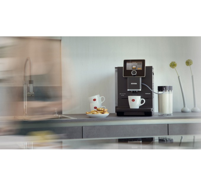 Кофемашина NIVONA CafeRomatica 2.2л, зерно + молоко, автомат.капучинатор, аторецептов - 9, черный
