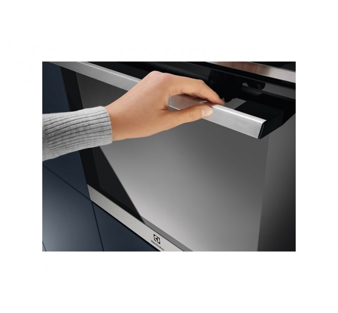 Духовой шкаф Electrolux электрический, 72л, А+, пар, дисплей, конвекция, пиролиз, ф-ция пароварки, телескопические направляющие, черный