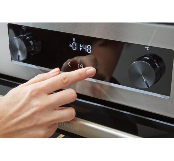 Плита Gorenje электрическая индукционная, 70л, 50x60см, дисплей, программатор IconLed, обьединение комфорок, белый