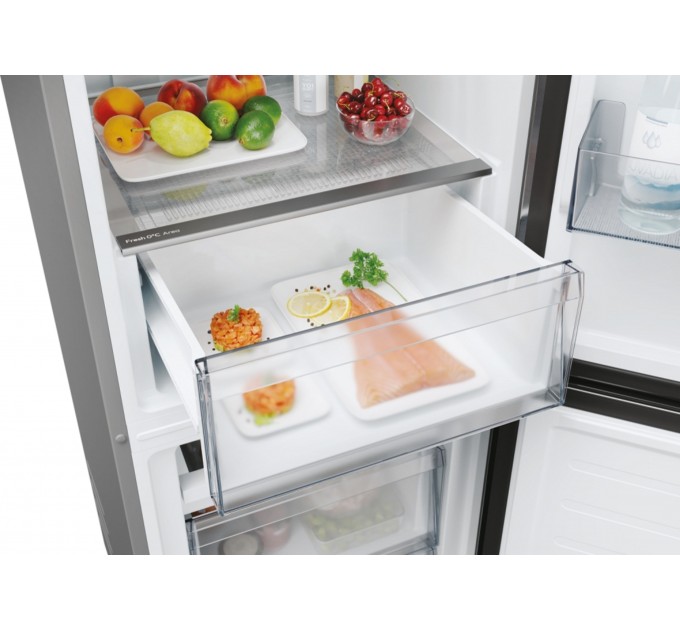 Холодильник Candy с нижн. мороз., 182.5x54.5х60, холод.отд.-197л, мороз.отд.-82л, 2дв., А++, NF, нерж