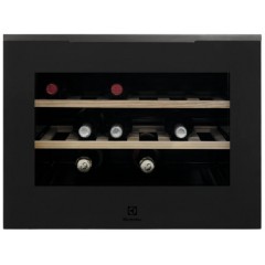 Холодильник Electrolux встраиваемый для вина, 45x60х56, полок - 2, зон - 1, бут-18, ST, черный мат.