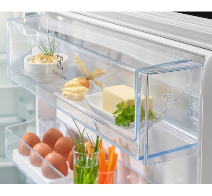 Холодильник Electrolux встр. с нижн. мороз., 177x54х55, холод.отд.-192л, мороз.отд.-61л, 2дв., А+, Combi, инв., диспл внутр., белый