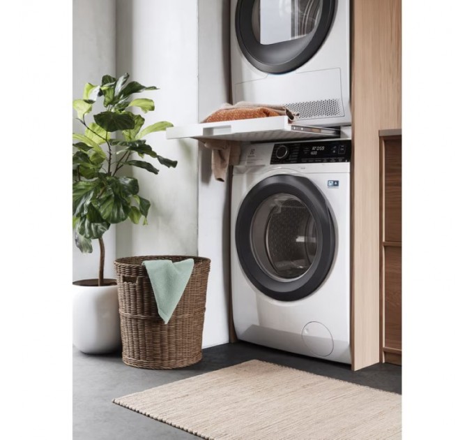 Комплект монтажний Electrolux для з'єднання пральної машини з сушильною машиною, висувна полиця, білий