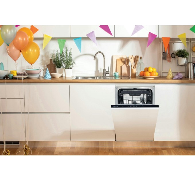 Посудомоечная машина Gorenje встраиваемая, 11компл., A++, 45см, AquaStop, 3я корзина, белый