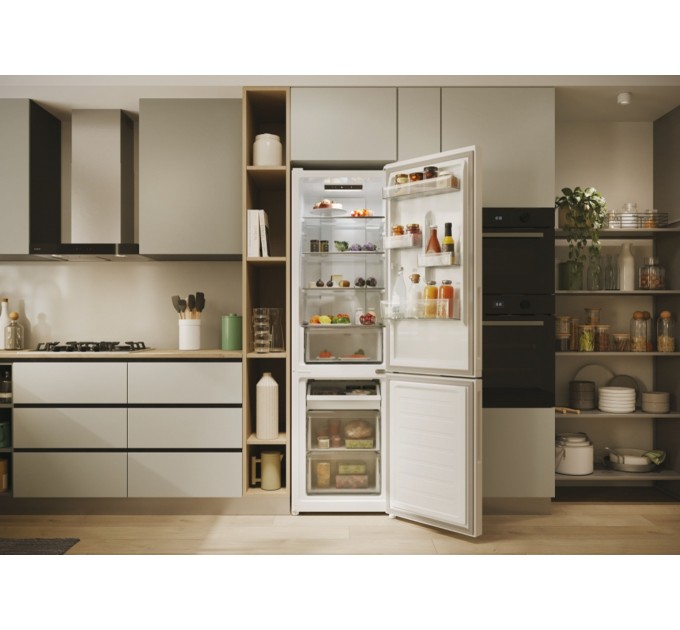 Холодильник Candy с нижн. мороз., 182.5x54.5х60, холод.отд.-197л, мороз.отд.-82л, 2дв., А++, NF, белый