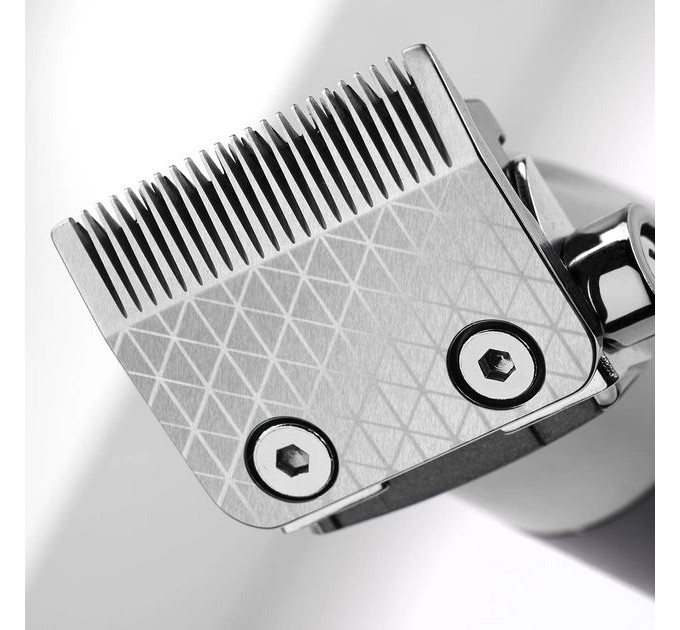 Машинка для стрижки Babyliss Super-X Metal Series, сеть+акум., вибрационный мотор, насадок-10, кейс, чехол, расческа в компл., сталь, серый