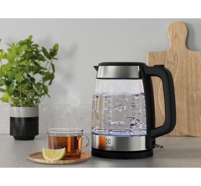 Электрочайник Electrolux 1.7л, Strix, стекло, серебристо-черный