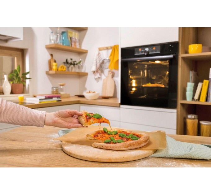 Духовой шкаф Gorenje электрический, 77л, A+, пар, дисплей, пиролиз, черный