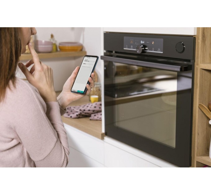 Духова шафа Gorenje електрична, 77л, A+, пара, дисплей, 300 °C, Wi-Fi, чорний