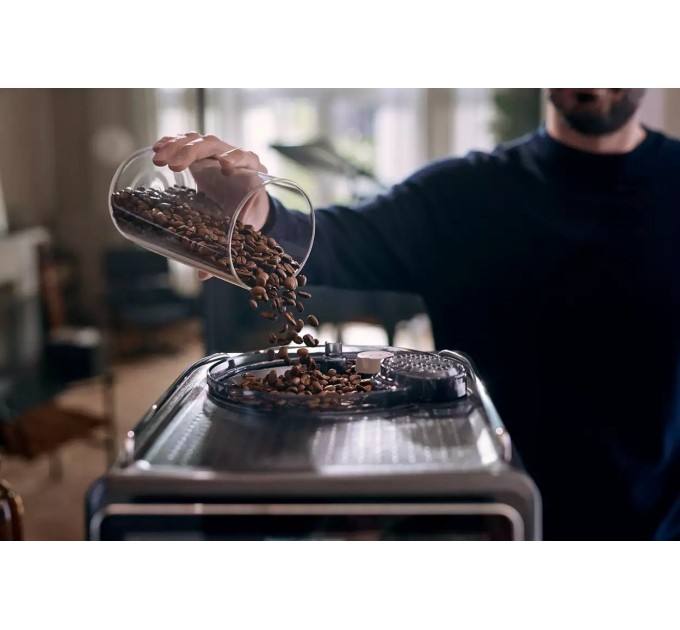 Кавомашина Saeco Xelsis Deluxe 1.7л, зерно + мелена, автомат.капучинатор, авторецептів - 22, сріблястий