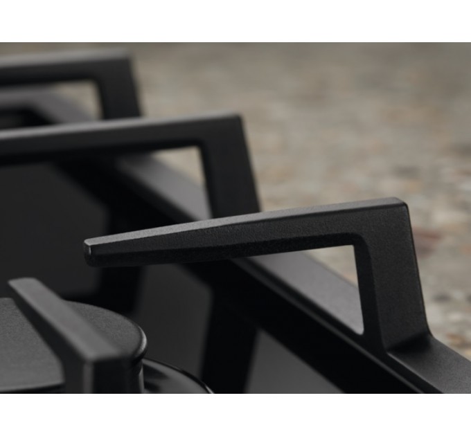 Варочная поверхность Electrolux газ на стекле, 60см, чугун, черный