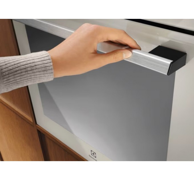 Духовой шкаф Electrolux электрический, 72л, A+, дисплей, конвекция, телескопические направляющие, шампань
