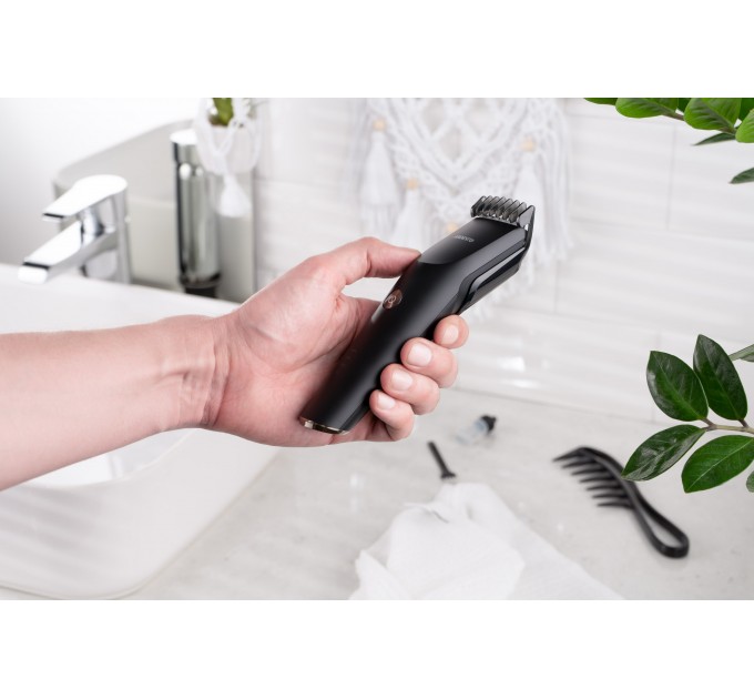Машинка для стрижки ARDESTO HC-Y22-B, мережа+акум., насадок-1, сталь+кераміка, чорний