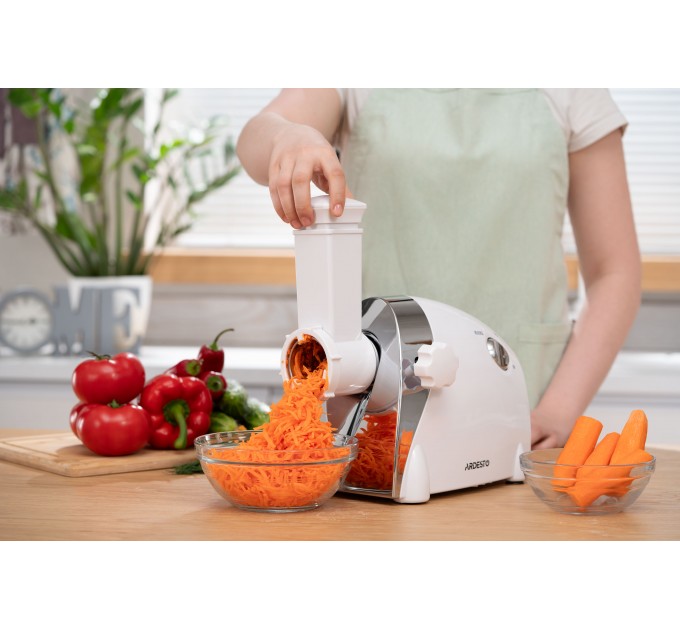 М'ясорубка ARDESTO, 2000Вт, продук.-1.9кг/хв, 3 решітки + для ковб., кеббе, 3 терки, пластик, біло-сріблястий