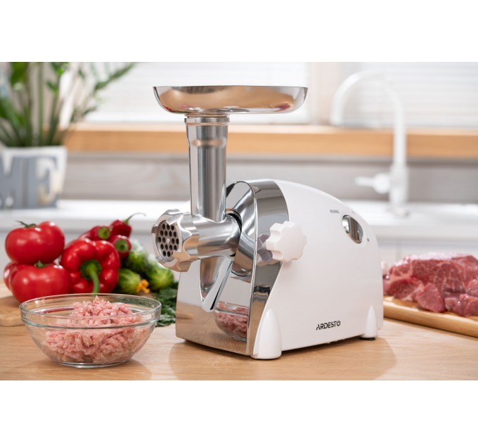 М'ясорубка ARDESTO, 2000Вт, продук.-1.9кг/хв, 3 решітки + для ковб., кеббе, 3 терки, пластик, біло-сріблястий