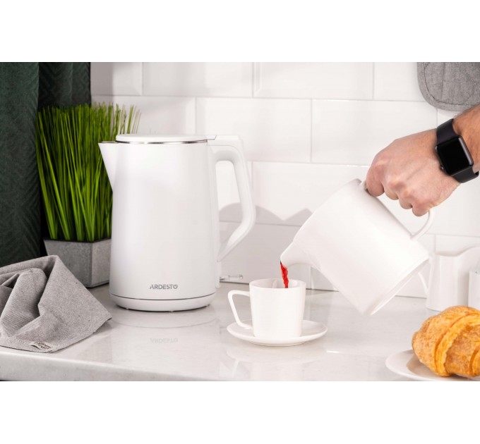 Электрочайник ARDESTO 1.5л, Strix, двойные стенки, глянец, белый