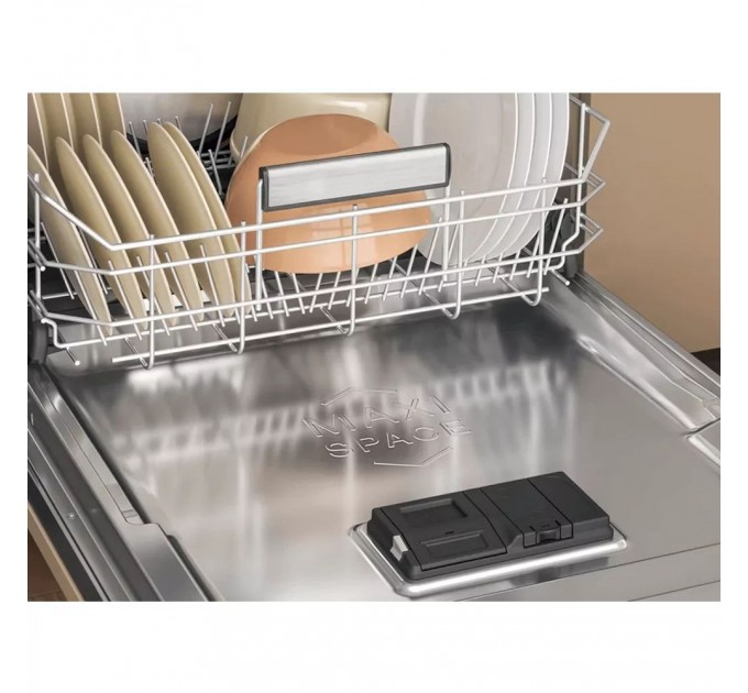 Посудомоечная машина Whirlpool встраиваемая, 15компл., A+++, 60см, дисплей, 3я корзина, белый