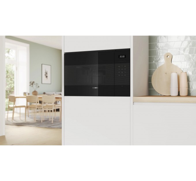 Мікрохвильова піч Bosch вбудована, 25л, електр. керув., 900Вт, гриль, дисплей, чорний