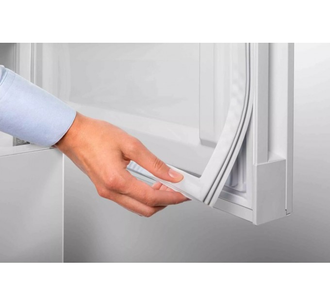 Холодильник Liebherr вбудований з нижн. мороз., 177x54.1х54.5, холод.відд.-182л, мороз.відд.-69л, 2дв., A++, NF, диспл внутр., білий