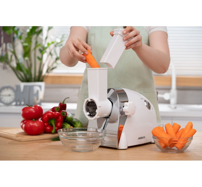 М'ясорубка ARDESTO, 2000Вт, продук.-1.9кг/хв, 3 решітки + для ковб., кеббе, 3 терки, пластик, біло-сріблястий