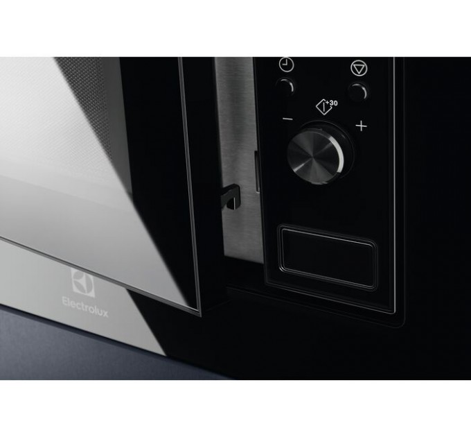 Микроволновая печь Electrolux встраиваемая, 17л, электр. управл., 700Вт, дисплей, черный