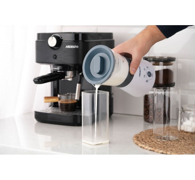 Спінювач-підігрівач ARDESTO 300Вт, ємність резервуару-330мл, білий