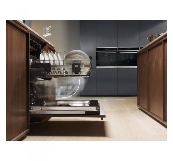 Посудомоечная машина Electrolux встраиваемая, 14компл., C, 60см, дисплей, инвертор, 3я корзина, ComfortLift, черный